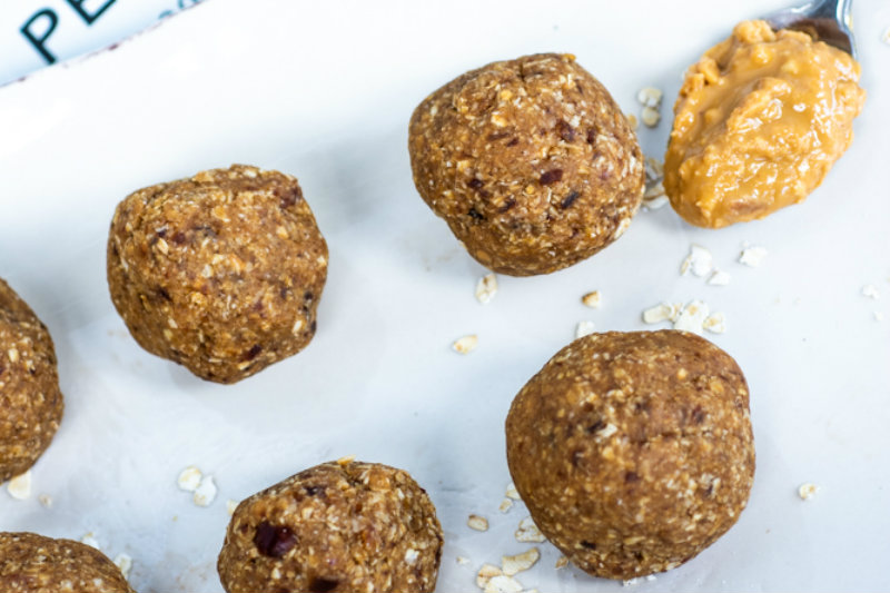 Peanut Butter & Oat Protein Balls