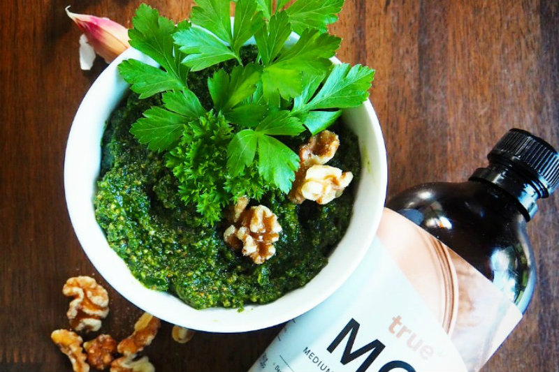 Parsley & Walnut Pesto